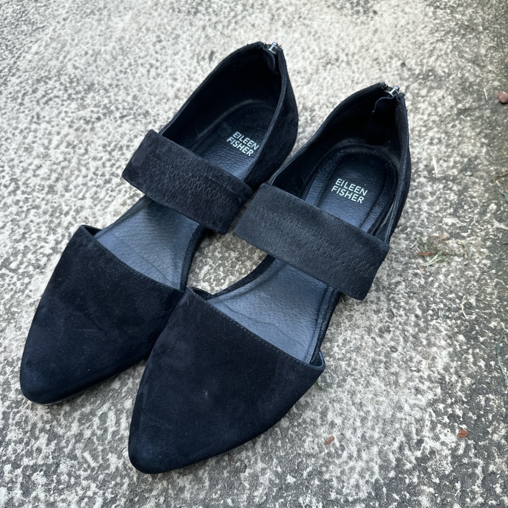 Eileen Fisher black suede flats with a pointed toe and ankle strap 🫶🏻🫶🏻